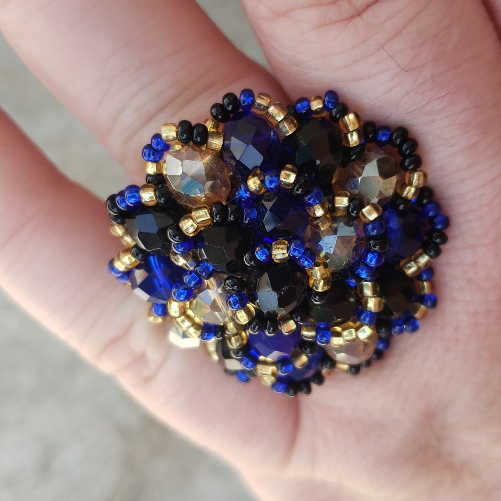 Handmade beaded ring - Picture 3 of 7
